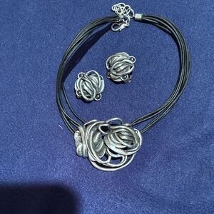 Handcrafted Silver-Tone Floral Necklace with Matching Earrings - Black